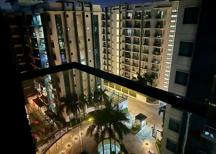 Affordable Near At Airport Hotel